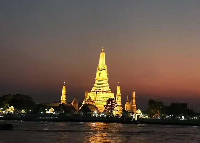 Arun 4* Bangkok