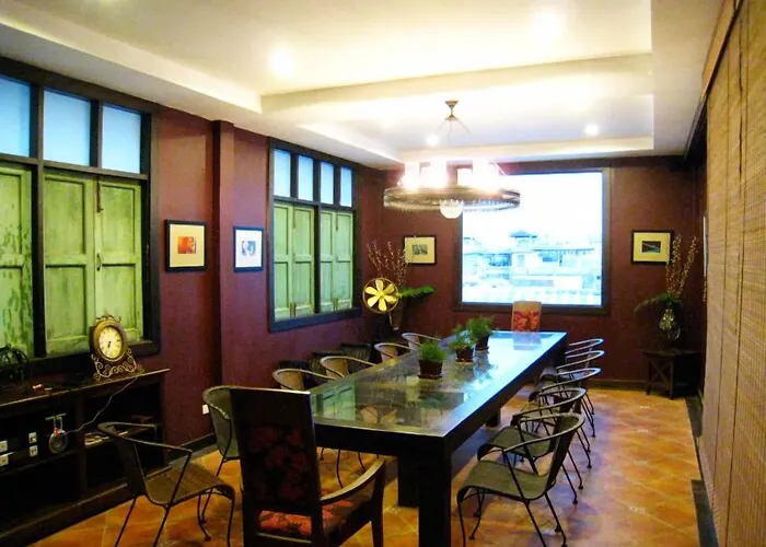 Arun 4* Bangkok